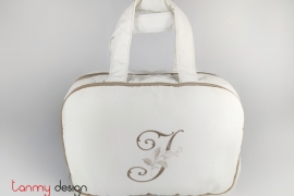 Toiletry bag- Gemma monogram Q-Warm white/Beige
